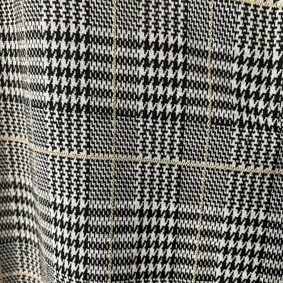 A pair of June & Hudson pants in size XS - Picture 2 of 8